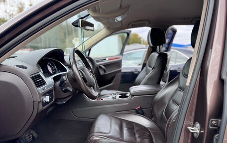 Volkswagen Touareg III, 2011 год, 1 860 000 рублей, 15 фотография