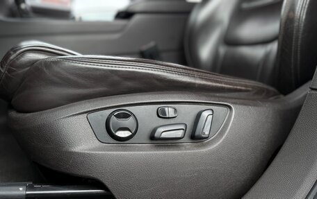 Volkswagen Touareg III, 2011 год, 1 860 000 рублей, 16 фотография