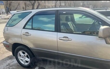Lexus RX IV рестайлинг, 2002 год, 1 060 000 рублей, 10 фотография