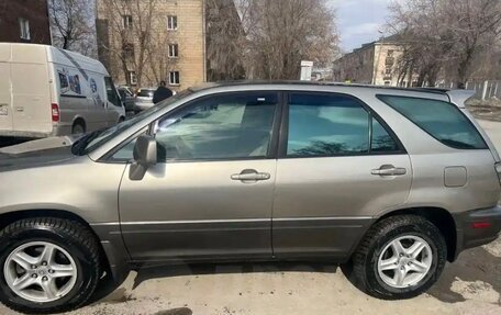 Lexus RX IV рестайлинг, 2002 год, 1 060 000 рублей, 11 фотография