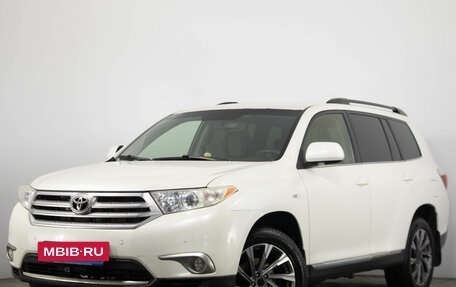 Toyota Highlander III, 2012 год, 2 199 000 рублей, 3 фотография