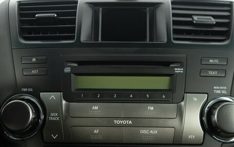 Toyota Highlander III, 2012 год, 2 199 000 рублей, 17 фотография