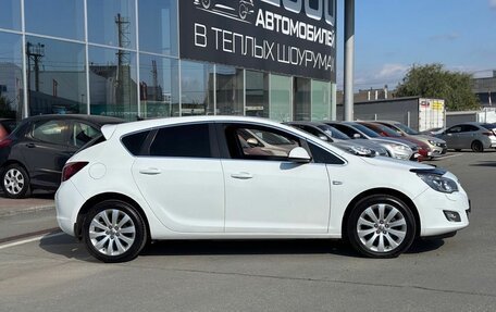 Opel Astra J, 2011 год, 590 000 рублей, 3 фотография
