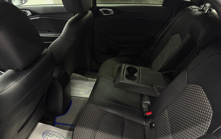 KIA cee'd III, 2021 год, 1 900 000 рублей, 22 фотография