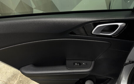 KIA cee'd III, 2021 год, 1 900 000 рублей, 23 фотография