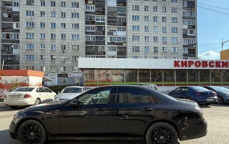 Mercedes-Benz E-Класс, 2021 год, 4 500 000 рублей, 3 фотография