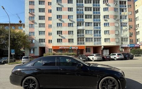 Mercedes-Benz E-Класс, 2021 год, 4 500 000 рублей, 6 фотография