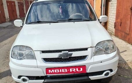 Chevrolet Niva I рестайлинг, 2011 год, 500 000 рублей, 8 фотография