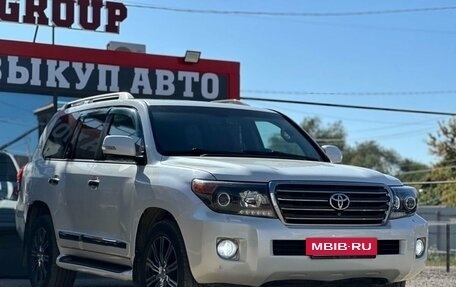 Toyota Land Cruiser 200, 2014 год, 3 535 000 рублей, 2 фотография