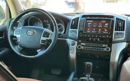 Toyota Land Cruiser 200, 2014 год, 3 535 000 рублей, 19 фотография
