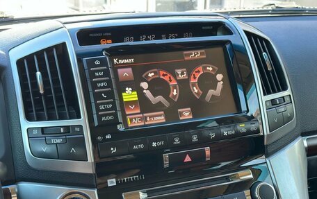 Toyota Land Cruiser 200, 2014 год, 3 535 000 рублей, 27 фотография
