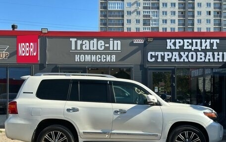 Toyota Land Cruiser 200, 2014 год, 3 535 000 рублей, 17 фотография