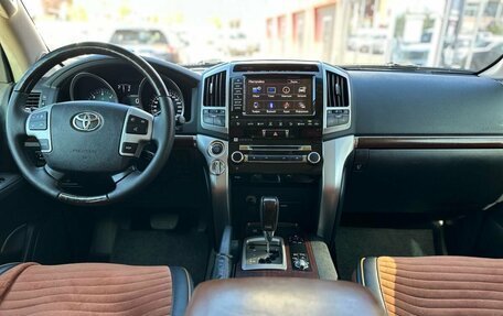 Toyota Land Cruiser 200, 2014 год, 3 535 000 рублей, 18 фотография