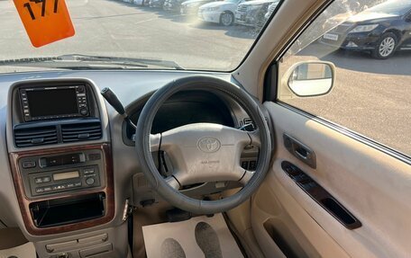 Toyota Gaia, 1999 год, 699 999 рублей, 15 фотография