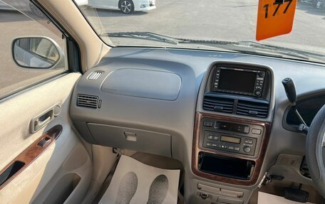 Toyota Gaia, 1999 год, 699 999 рублей, 14 фотография