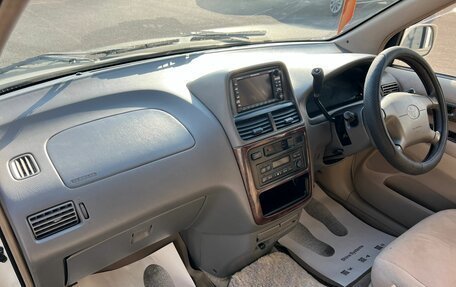 Toyota Gaia, 1999 год, 699 999 рублей, 13 фотография