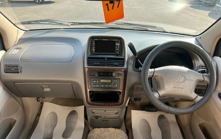 Toyota Gaia, 1999 год, 699 999 рублей, 16 фотография