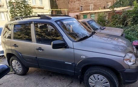 Chevrolet Niva I рестайлинг, 2014 год, 700 000 рублей, 2 фотография