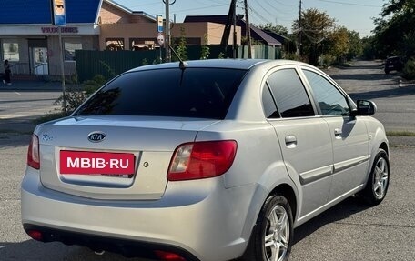 KIA Rio II, 2010 год, 680 000 рублей, 5 фотография