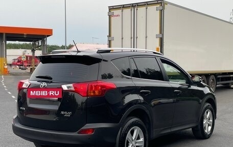 Toyota RAV4, 2014 год, 1 750 000 рублей, 5 фотография