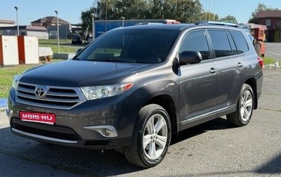 Toyota Highlander III, 2012 год, 2 030 000 рублей, 1 фотография