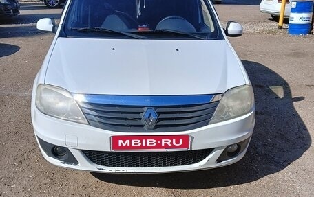 Renault Logan I, 2013 год, 500 000 рублей, 1 фотография