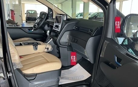 Hyundai Staria, 2023 год, 5 555 555 рублей, 24 фотография