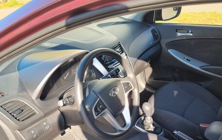 Hyundai Solaris II рестайлинг, 2013 год, 815 000 рублей, 7 фотография