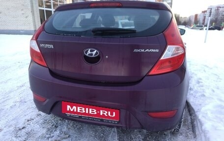 Hyundai Solaris II рестайлинг, 2012 год, 800 000 рублей, 4 фотография