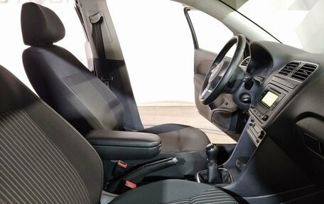 Volkswagen Polo VI (EU Market), 2013 год, 589 000 рублей, 17 фотография