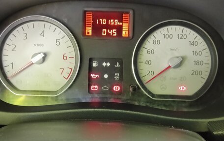 Renault Logan I, 2013 год, 500 000 рублей, 4 фотография