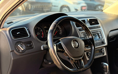 Volkswagen Polo VI (EU Market), 2017 год, 800 000 рублей, 10 фотография