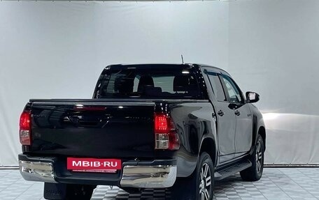 Toyota Hilux VIII, 2018 год, 2 400 000 рублей, 6 фотография