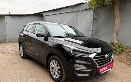 Hyundai Tucson III, 2019 год, 2 400 000 рублей, 2 фотография