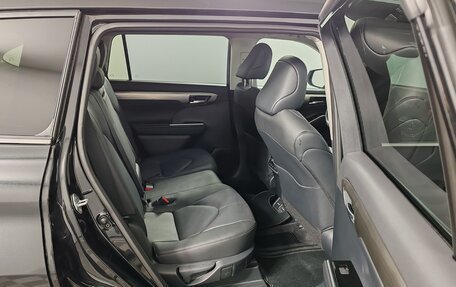 Toyota Highlander, 2025 год, 6 380 000 рублей, 19 фотография