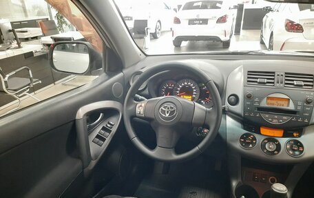 Toyota RAV4, 2006 год, 796 000 рублей, 24 фотография