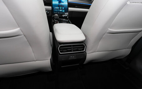 Geely Atlas, 2023 год, 2 800 000 рублей, 14 фотография