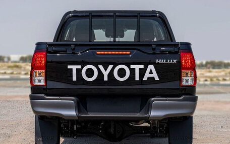 Toyota Hilux VIII, 2024 год, 4 220 777 рублей, 7 фотография