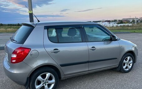 Skoda Fabia II, 2011 год, 450 000 рублей, 9 фотография
