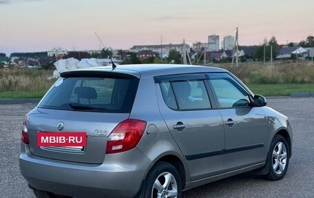 Skoda Fabia II, 2011 год, 450 000 рублей, 4 фотография
