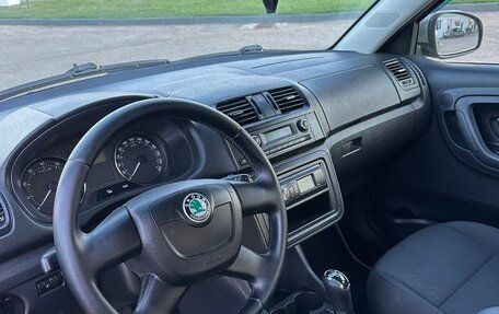 Skoda Fabia II, 2011 год, 450 000 рублей, 19 фотография