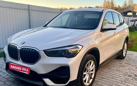 BMW X1, 2019 год, 2 700 000 рублей, 10 фотография