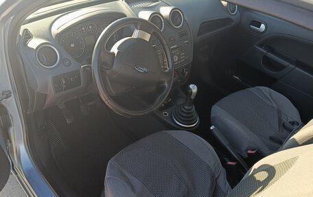 Ford Fiesta, 2006 год, 280 000 рублей, 11 фотография