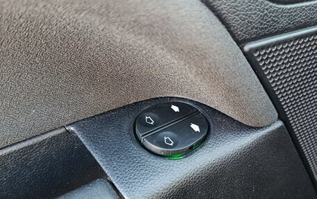 Ford Fiesta, 2006 год, 280 000 рублей, 14 фотография