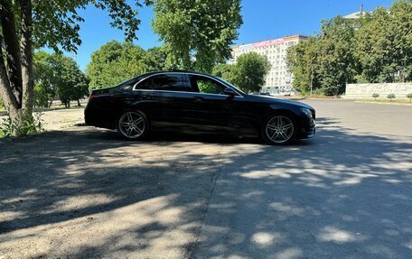 Mercedes-Benz E-Класс, 2016 год, 2 900 000 рублей, 3 фотография