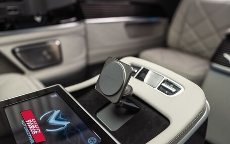 Mercedes-Benz V-Класс, 2025 год, 35 880 000 рублей, 10 фотография