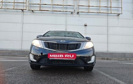KIA Rio III рестайлинг, 2012 год, 650 000 рублей, 2 фотография
