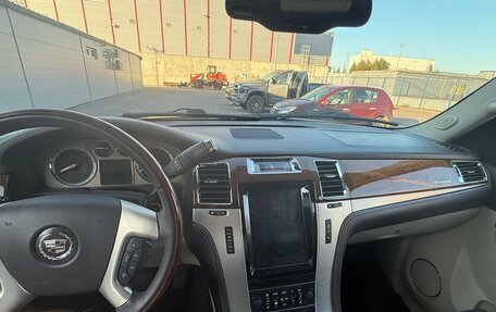 Cadillac Escalade III, 2012 год, 2 150 000 рублей, 6 фотография