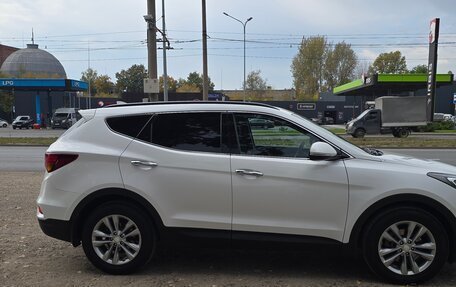 Hyundai Santa Fe III рестайлинг, 2017 год, 1 900 000 рублей, 2 фотография