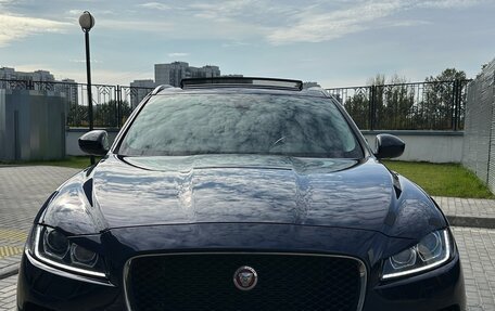 Jaguar F-Pace, 2016 год, 3 200 000 рублей, 1 фотография